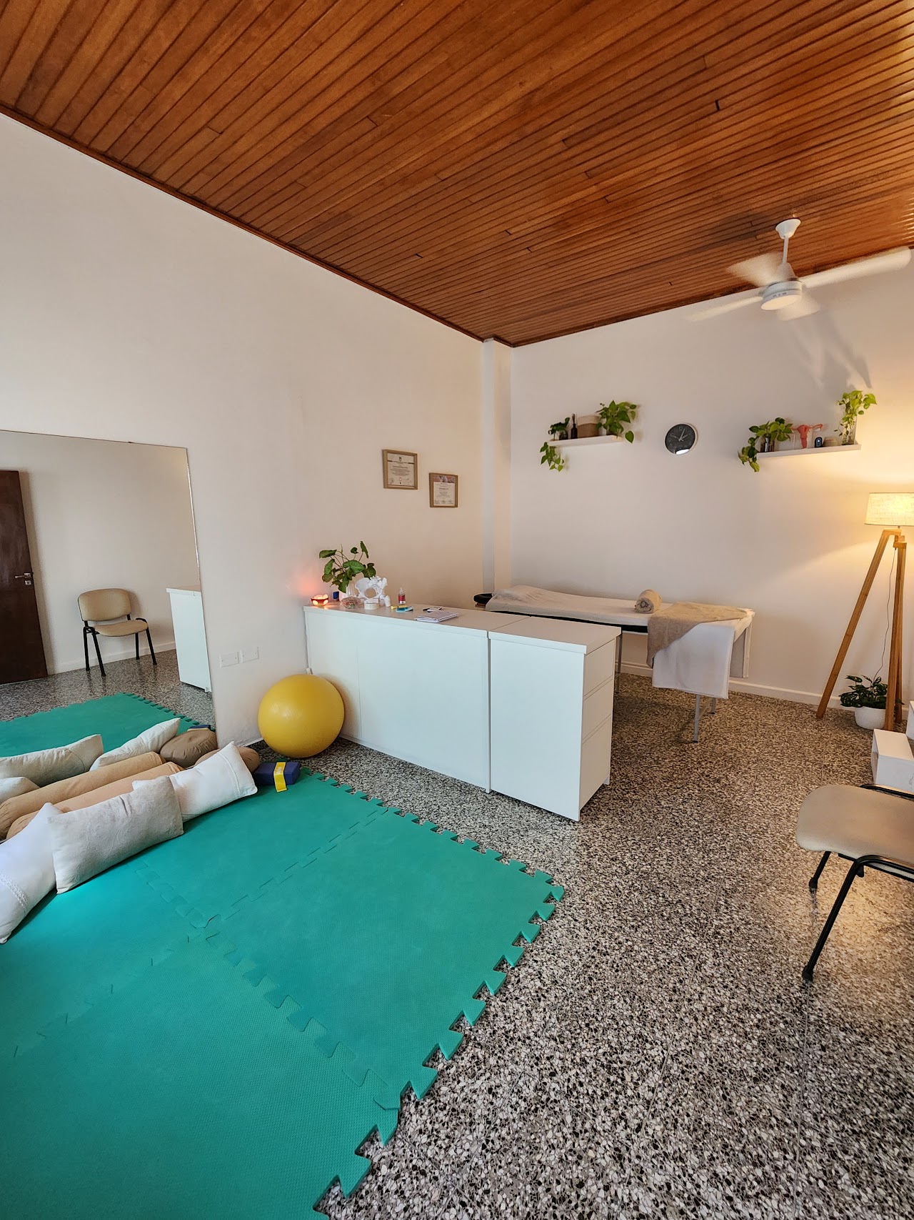 Sala de rehabilitación de Kined Kinesiología